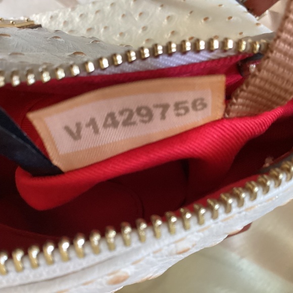 Dooney & Bourke Bone/White Ostrich Leather Dome Satchel Bag Purse Crossbody - Picture 15 of 16